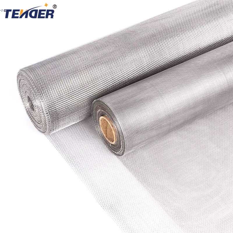 Pinagtagpi wire mesh